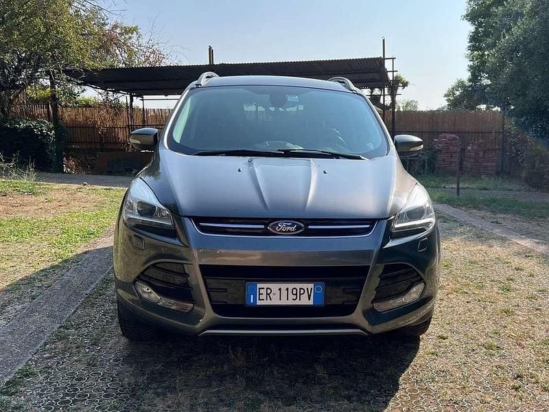 Usata Ford Kuga Titanium 140 CV (102 kW) 2013 Grigio SUV