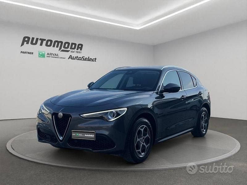 Usata Alfa Romeo Stelvio 160 CV (117 kW) 2021 Grigio SUV