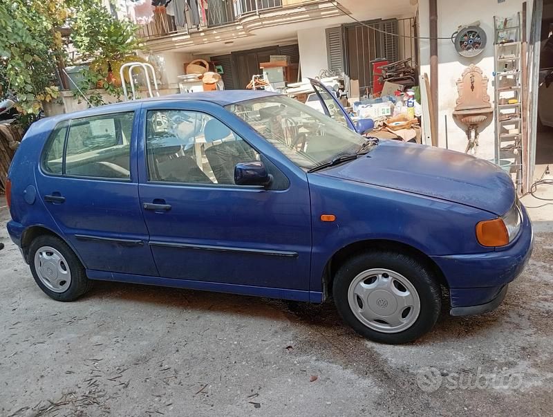 Blu Usata 1998 VW Polo Due volumi | 1500 € - Immagine 1/4