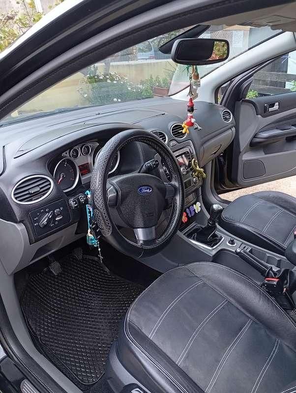 Usata Ford Focus Style 90 CV (66 kW) 2010 Nero Station wagon