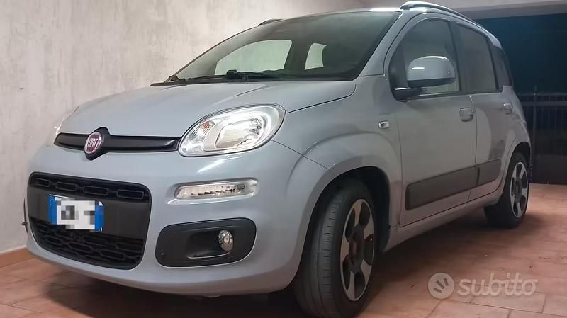 Usata Fiat Panda 95 CV (69 kW) 2018 Grigio Utilitaria