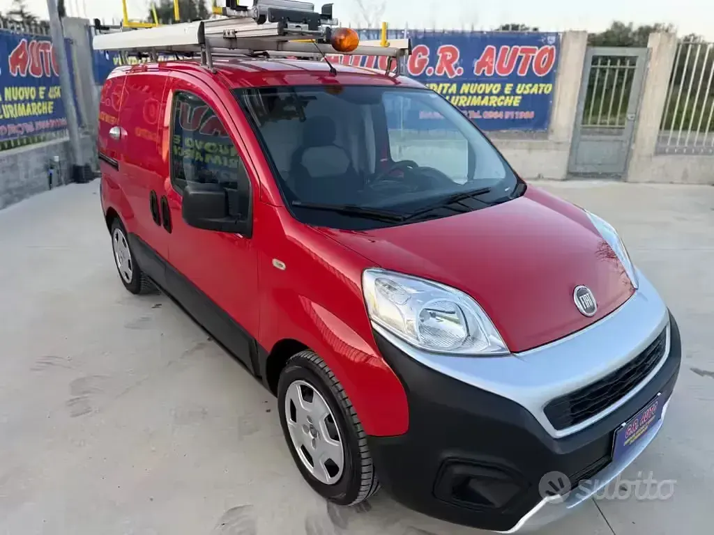 Usata Fiat Fiorino 95 CV (69 kW) 2016 Grigio Monovolume