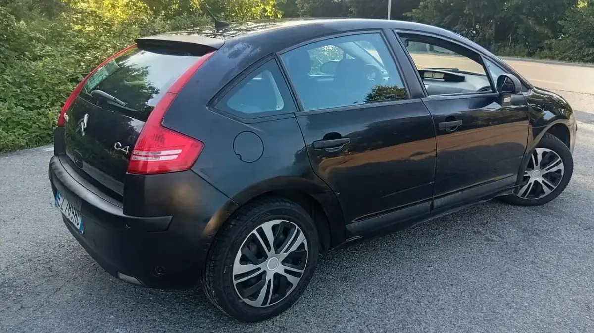 Usata Citroën C4 88 CV (64 kW) 2008 Nero Berlina