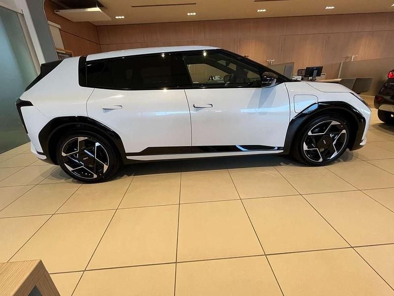 Nuova Kia EV4 GT-Line 50 kW (68 CV) 2026 Deluxe white Berlina