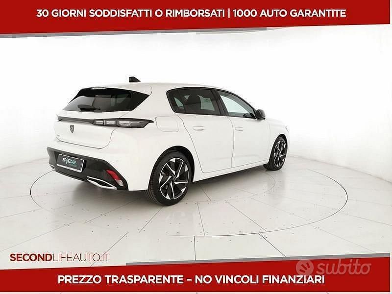 Gebraucht Peugeot 308 Allure 131 PS (96 kW) 2022 Weiß Limousine