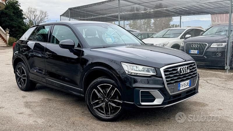 Usata Audi Q2 Business 116 CV (85 kW) 2017 Nero SUV