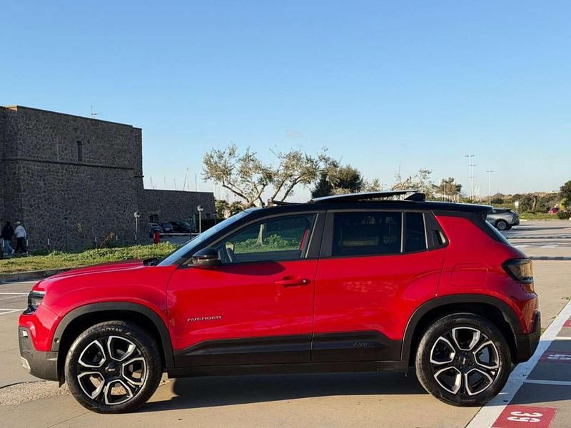 Usata Jeep Avenger Summit 101 CV (74 kW) 2024 Nero SUV