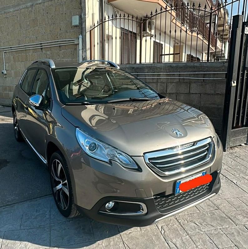 Usata Peugeot 2008 2013 Grigio SUV