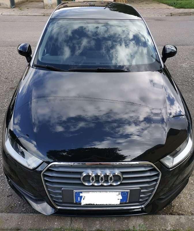 Usata Audi A1 Ambiente 90 CV (66 kW) 2017 Nero Utilitaria