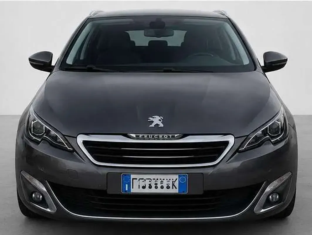 Usata Peugeot 308 SW Allure 120 CV (88 kW) 2016 Station wagon