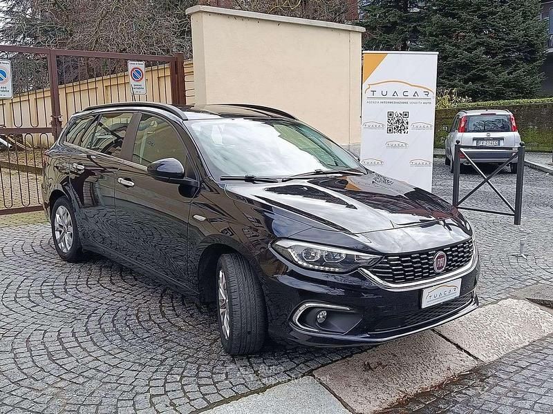 Usata Fiat Tipo Lounge 120 CV (88 kW) 2020 Nero Station wagon