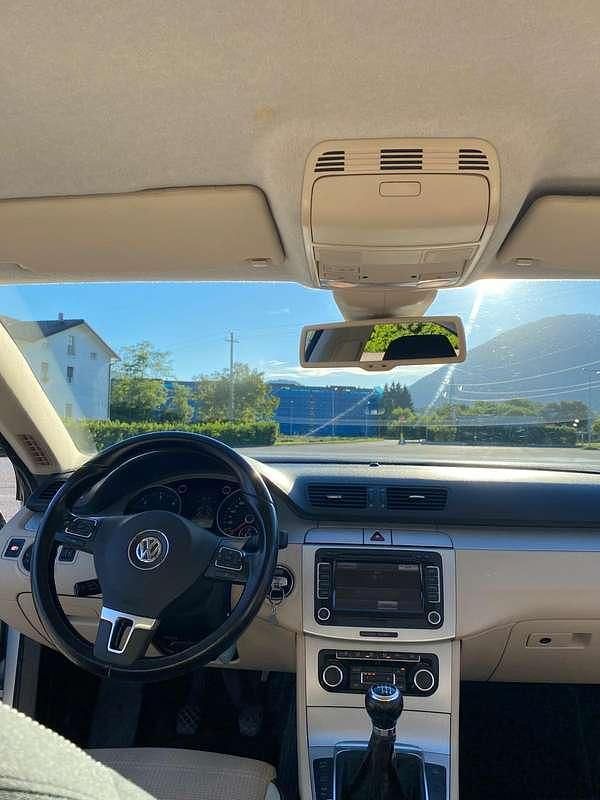 Usata VW Passat 140 CV (102 kW) 2009 Argento Coupé