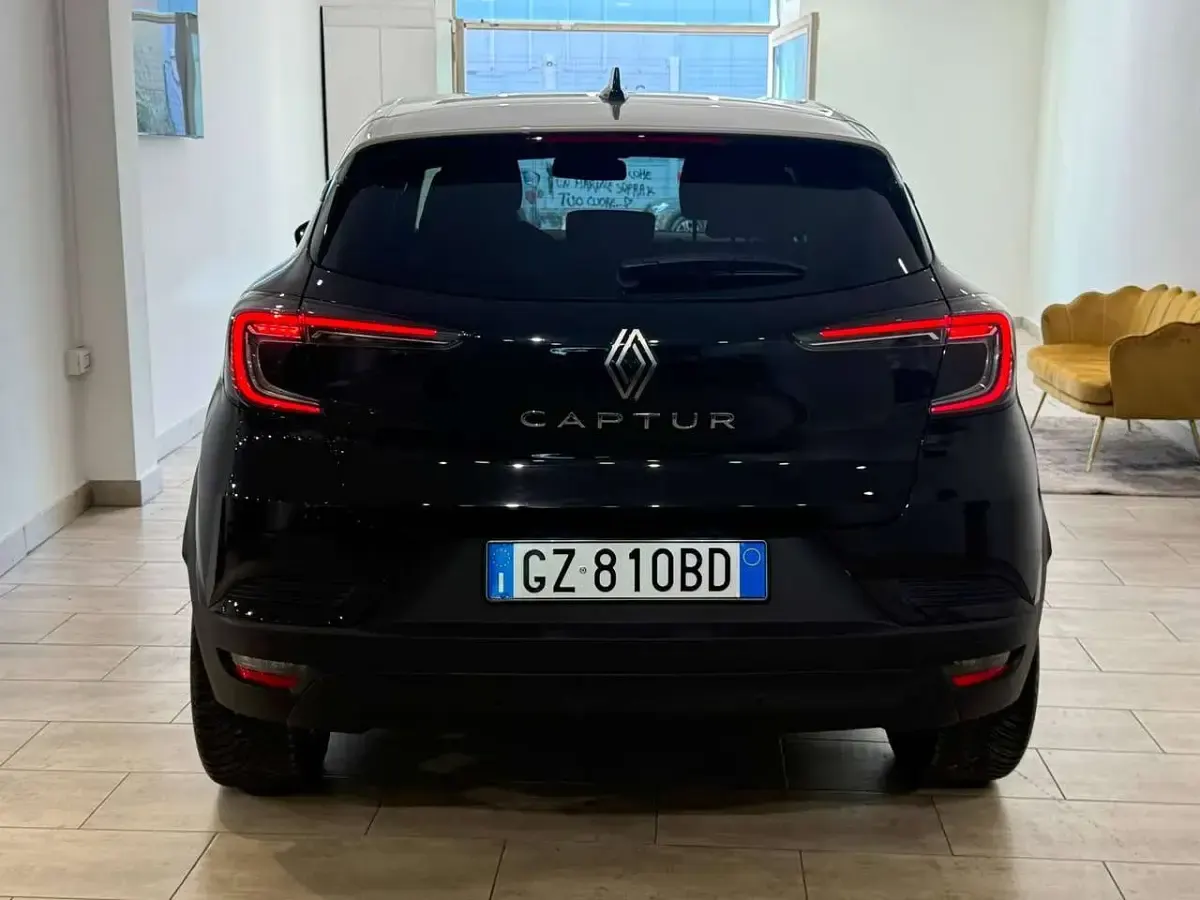 Usata Renault Captur 91 CV (66 kW) 2025 Nero SUV