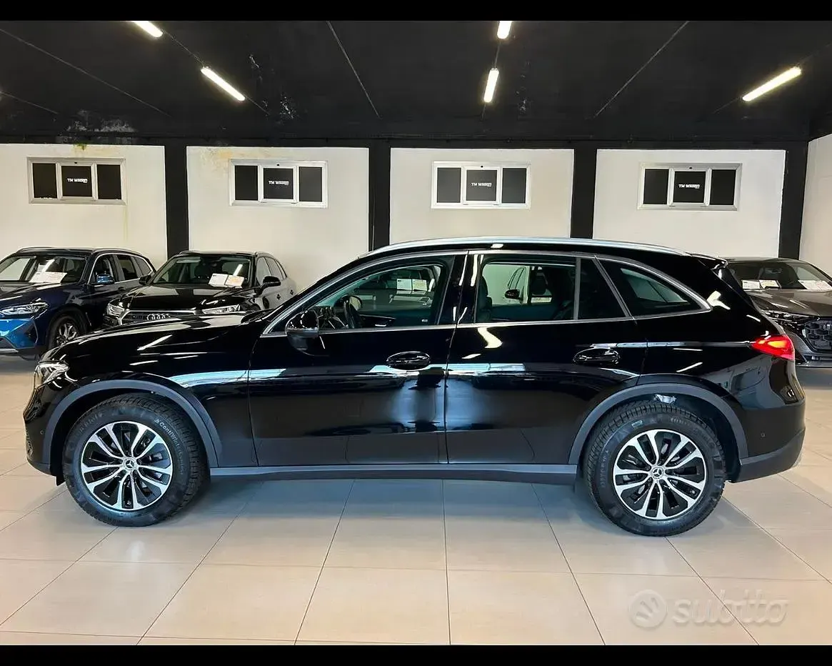 Usata Mercedes GLC220 Advanced 197 CV (144 kW) 2023 Nero SUV