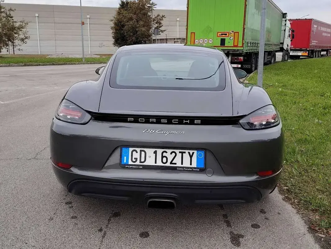 Usata Porsche 718 299 CV (219 kW) 2017 Grigio Coupé