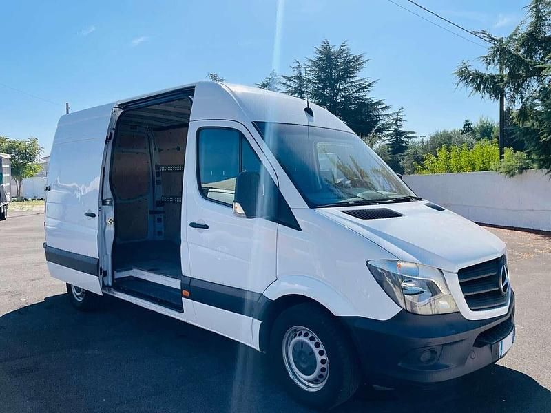 Bianco Usata 2017 Mercedes Sprinter Furgone | 14.499 € (Buon prezzo) - Immagine 1/4