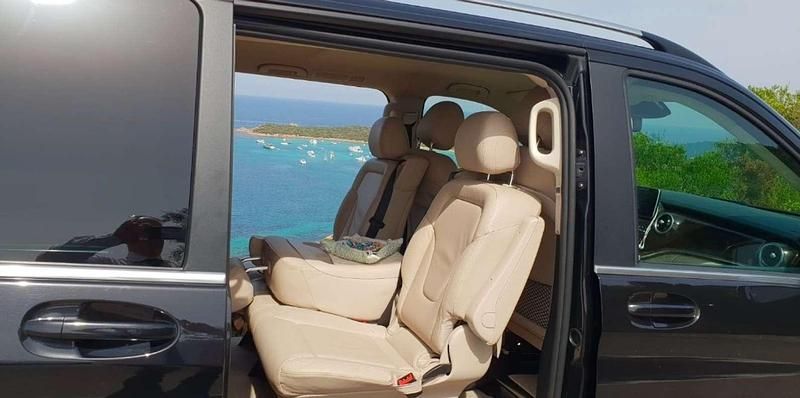 Usata Mercedes V300 239 CV (175 kW) 2020 Nero Monovolume