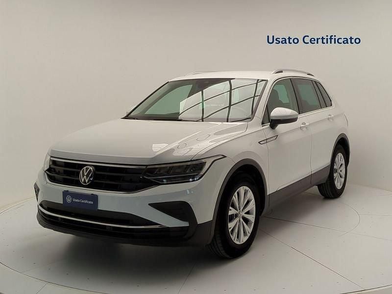 Usata VW Tiguan Life 150 CV (110 kW) 2023 Pure white SUV