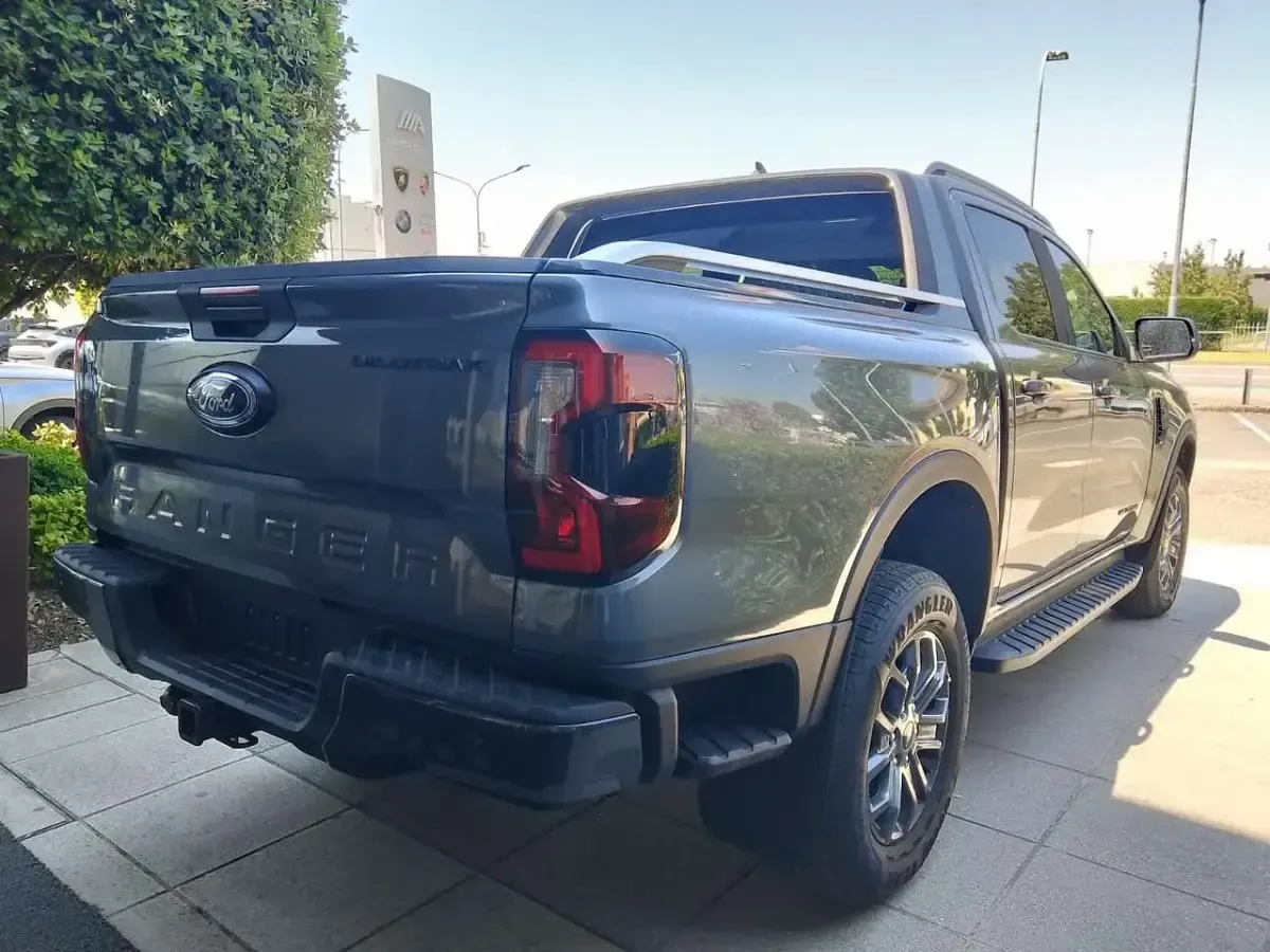 Nuova Ford Ranger Wildtrack 205 CV (150 kW) 2026 Grigio Pick-up
