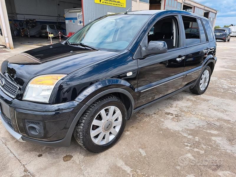 Usata Ford Fusion Titanium 101 CV (74 kW) 2011 Nero Berlina