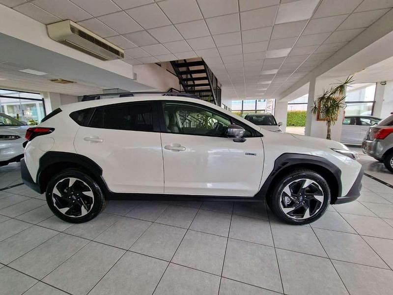 Usata Subaru Crosstrek Style 136 CV (100 kW) 2024 Bianco SUV