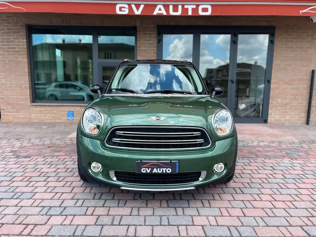 Usata Mini Cooper Countryman 122 CV (89 kW) 2017 Verde SUV