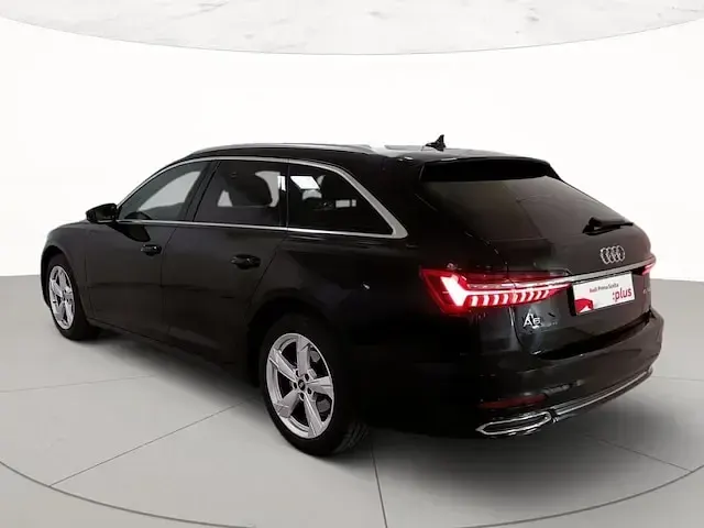 Usata Audi A6 Business 204 CV (150 kW) 2022 Nero mythos metallizzato Station wagon