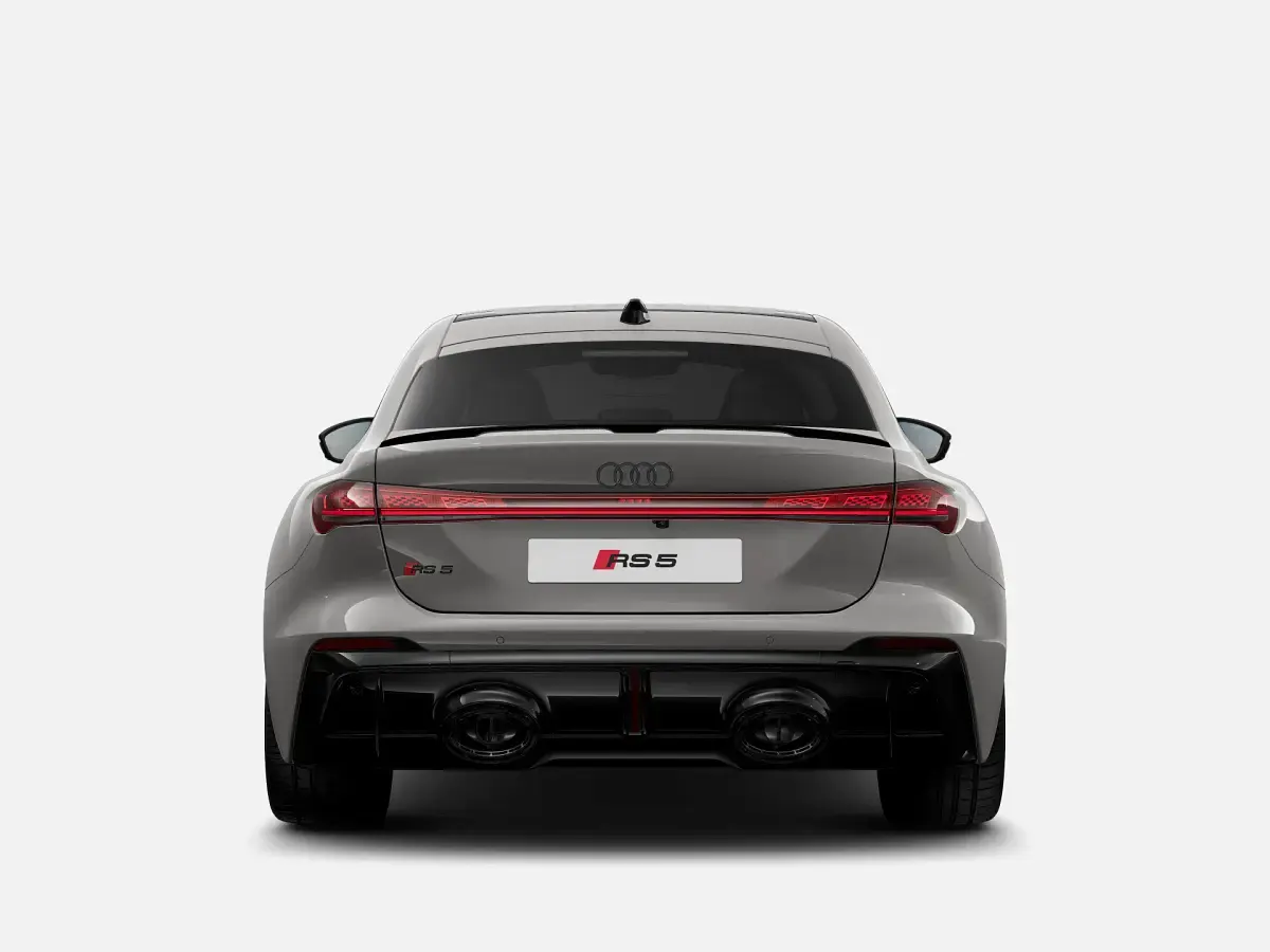 Nuova Audi RS5 Performance 510 CV (375 kW) 2026 Grigio plateau metallizzato Berlina