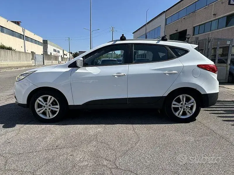 Usata Hyundai ix35 Classic 116 CV (85 kW) 2010 Bianco SUV