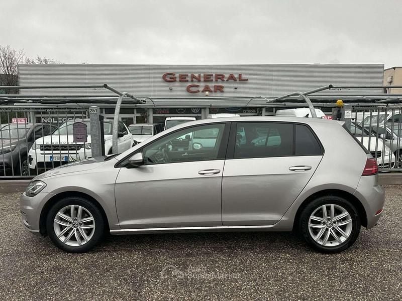 Grigio Usata 2019 VW Golf Business Tre volumi | 14.500 € (Super prezzo) - Immagine 1/4