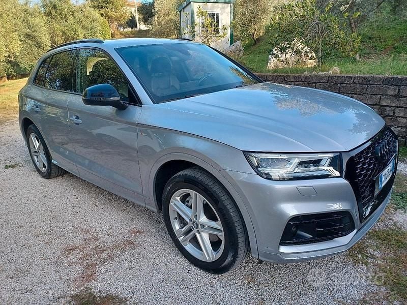 Usata Audi Q5 S-line plus 190 CV (139 kW) 2019 Grigio SUV