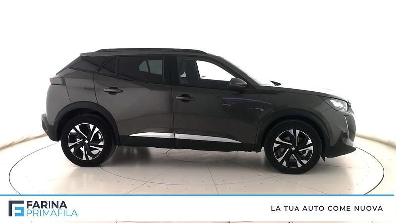 Usata Peugeot 2008 Allure 130 CV (95 kW) 2020 Grigio scuro SUV