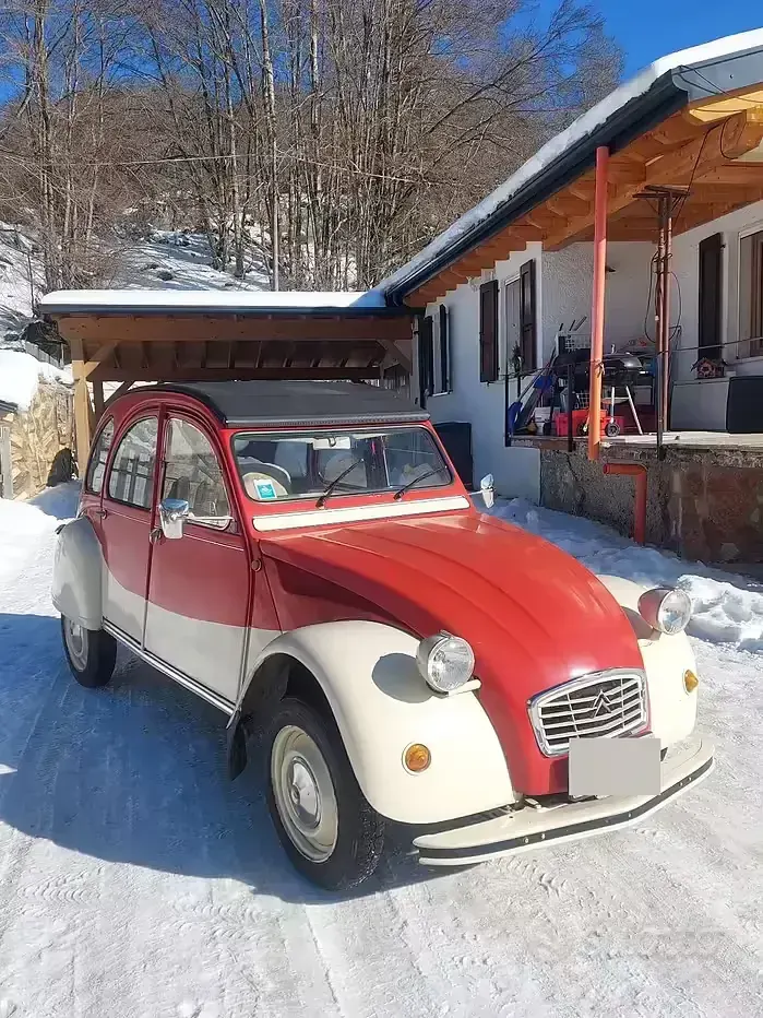 Usata Citroën 2CV 1970 Rosso Berlina