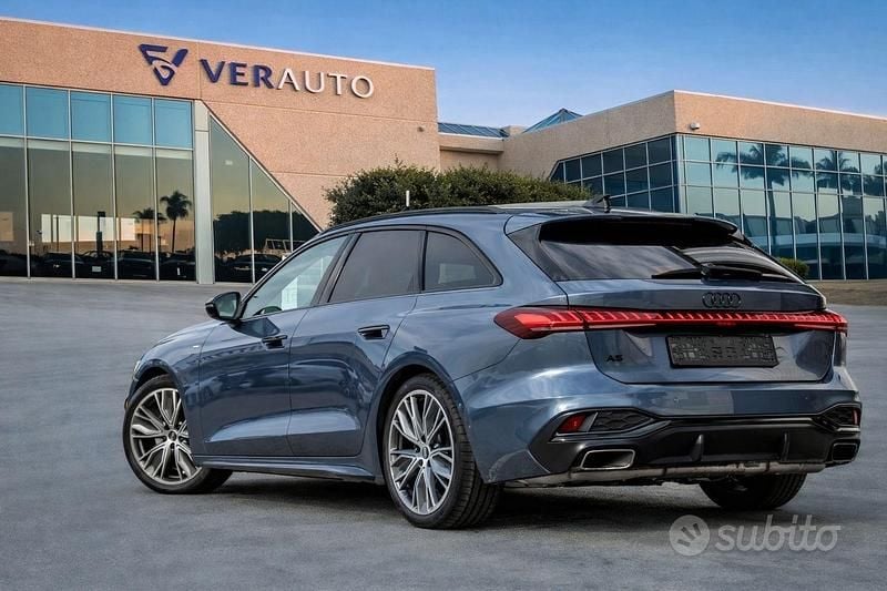 Nuova Audi A5 S-Line 204 CV (150 kW) 2025 Blu Station wagon