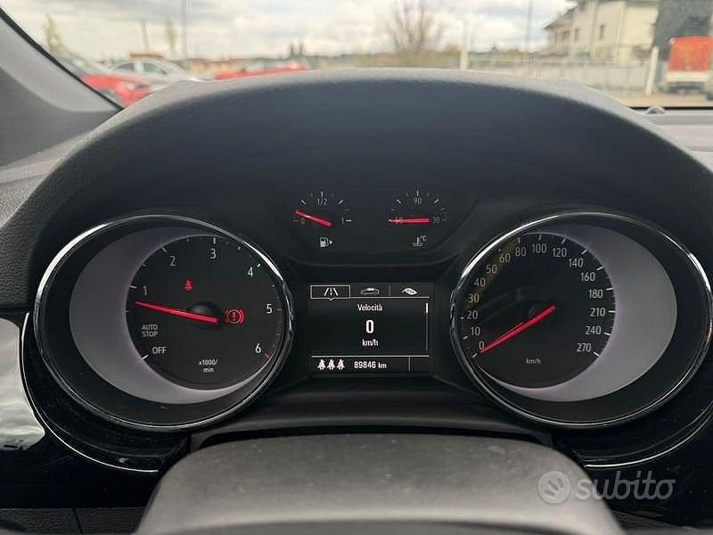 Używany Opel Astra Dynamic 110 KM (80 kW) 2017 Szary Sedan/Limuzyna