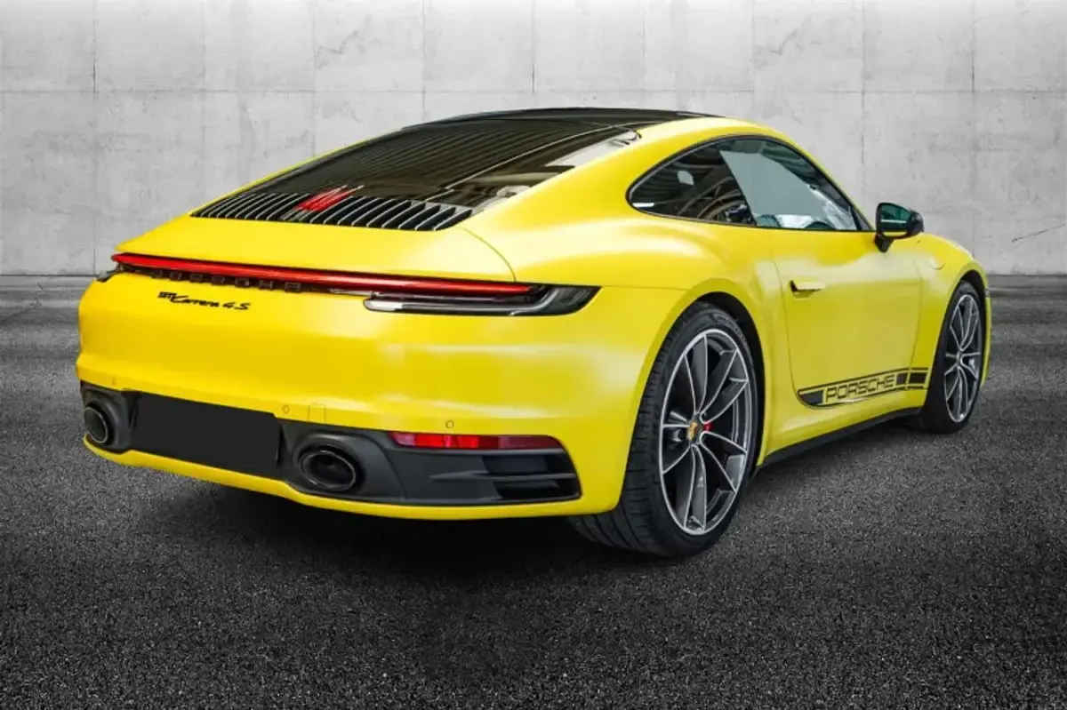 Usata Porsche 911 Carrera S 450 CV (330 kW) 2024 Giallo Coupé