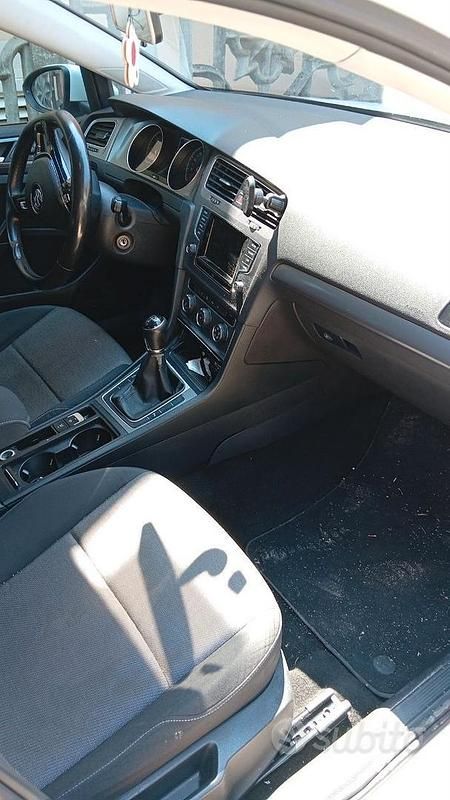 Usata VW Golf VII 110 CV (80 kW) 2014 Bianco Berlina