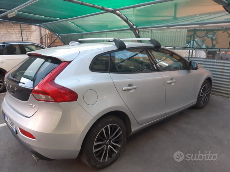 Grigio Usata 2019 Volvo V40 Station wagon | 10.500 € (Super prezzo) - Immagine 1/4