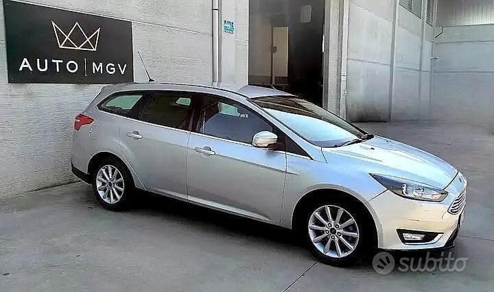 Occasion Ford Focus Titanium 116 ch (85 kW) 2015 Gris Break