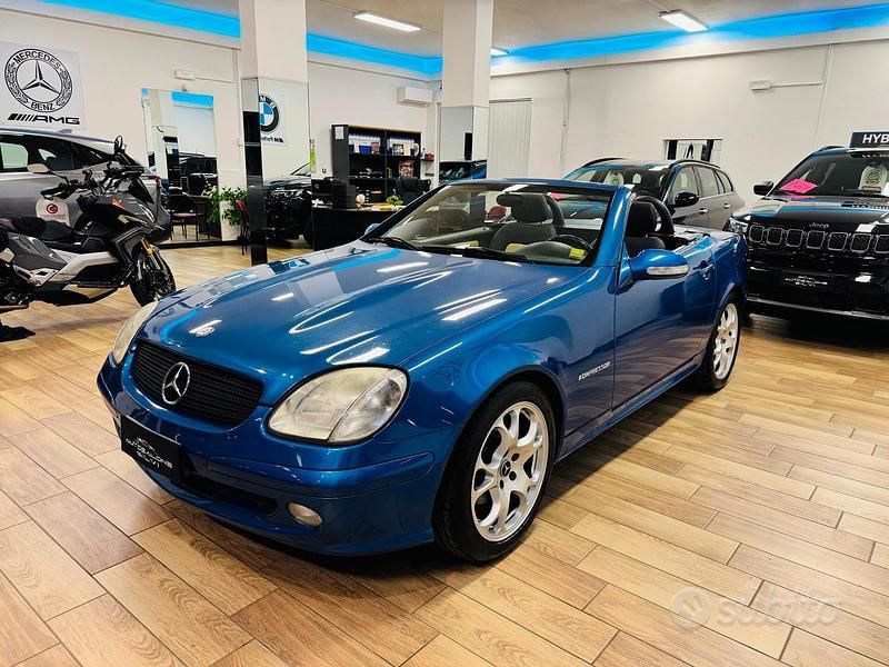 Blu Usata 2000 Mercedes SLK200 Cabrio | 9800 € (Cara) - Immagine 1/4