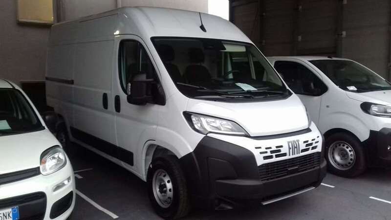 Bianco Nuova 2025 Fiat Ducato Furgone | 24.900 € (Super prezzo) - Immagine 1/4