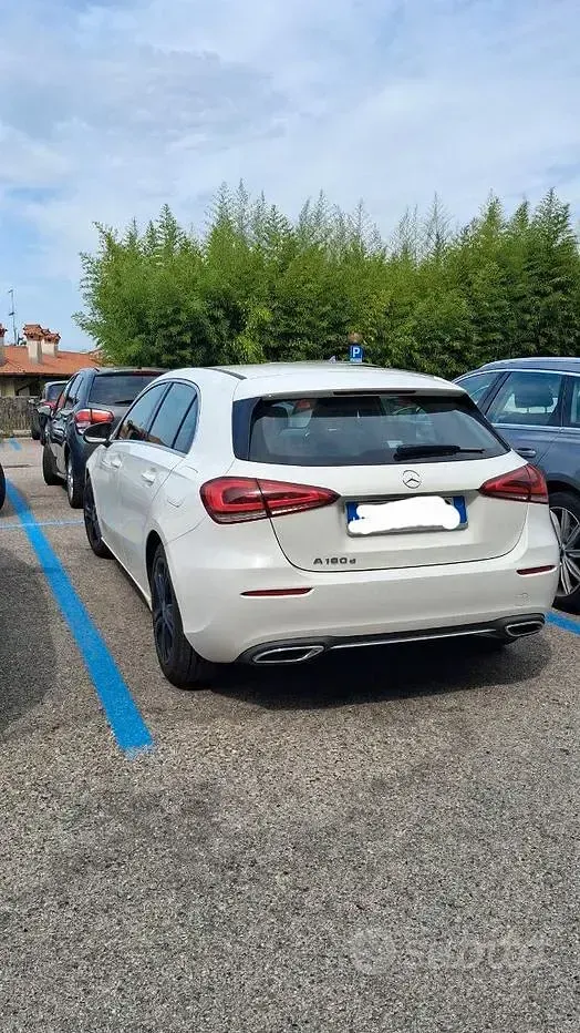 Usata Mercedes A180 136 CV (100 kW) 2018 Bianco Berlina