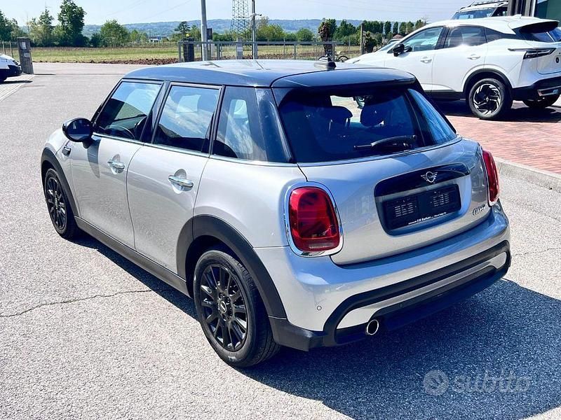 Usata Mini Cooper Classic 136 CV (100 kW) 2024 Grigio Utilitaria