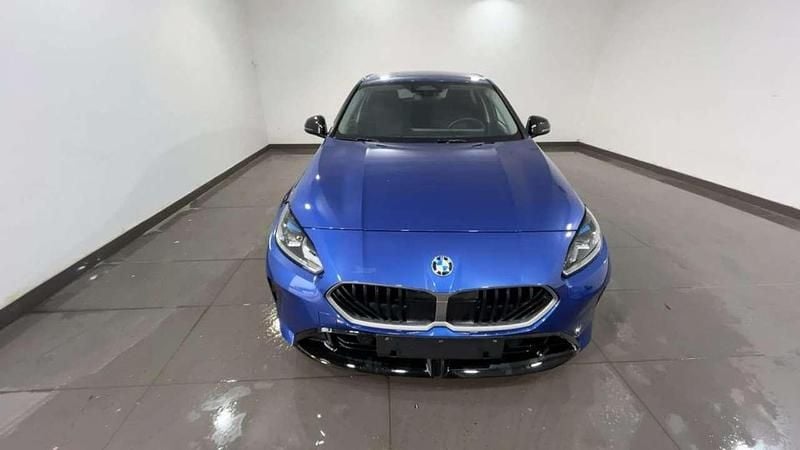 Usata BMW 118 M Sport 150 CV (110 kW) 2025 Blu/azzurro Utilitaria