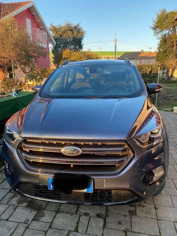 Begagnad Ford Kuga ST-Line 120 HK (88 kW) 2019 SUV