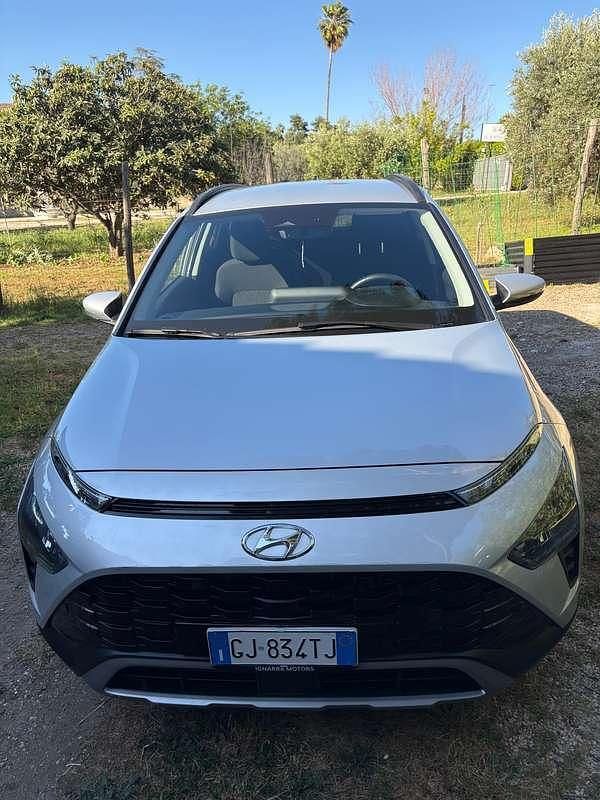 Usata Hyundai Bayon 101 CV (74 kW) 2022 Grigio SUV