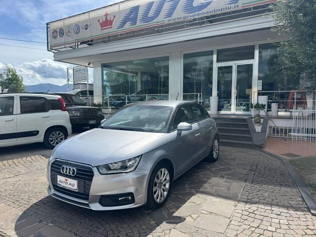 Grigio Usata 2016 Audi A1 Design Due volumi | 9990 € (Ottimo prezzo) - Immagine 1/4