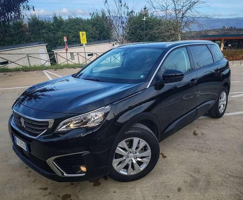 Usata Peugeot 5008 Active 120 CV (88 kW) 2017 Monovolume