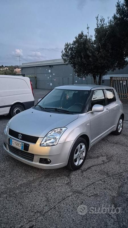 Usata Suzuki Swift 2006 Grigio Utilitaria