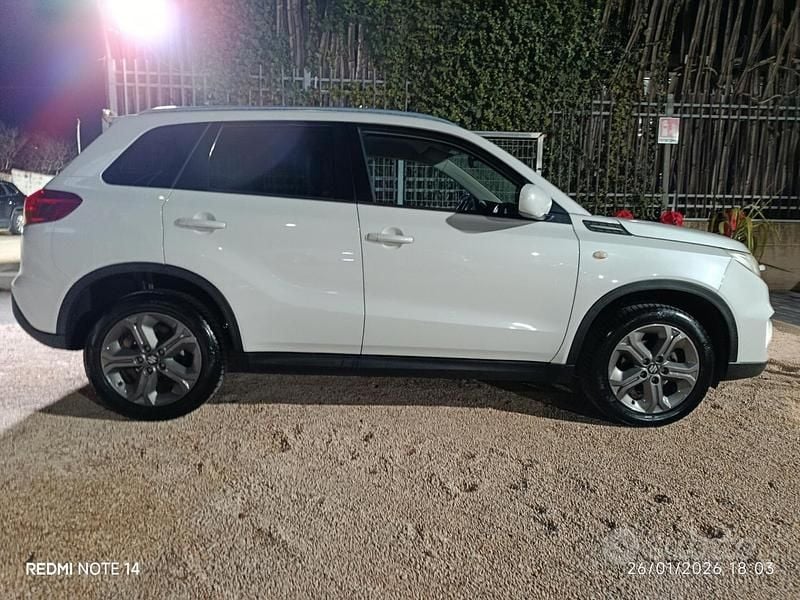 Usata Suzuki Vitara 2015 Bianco SUV